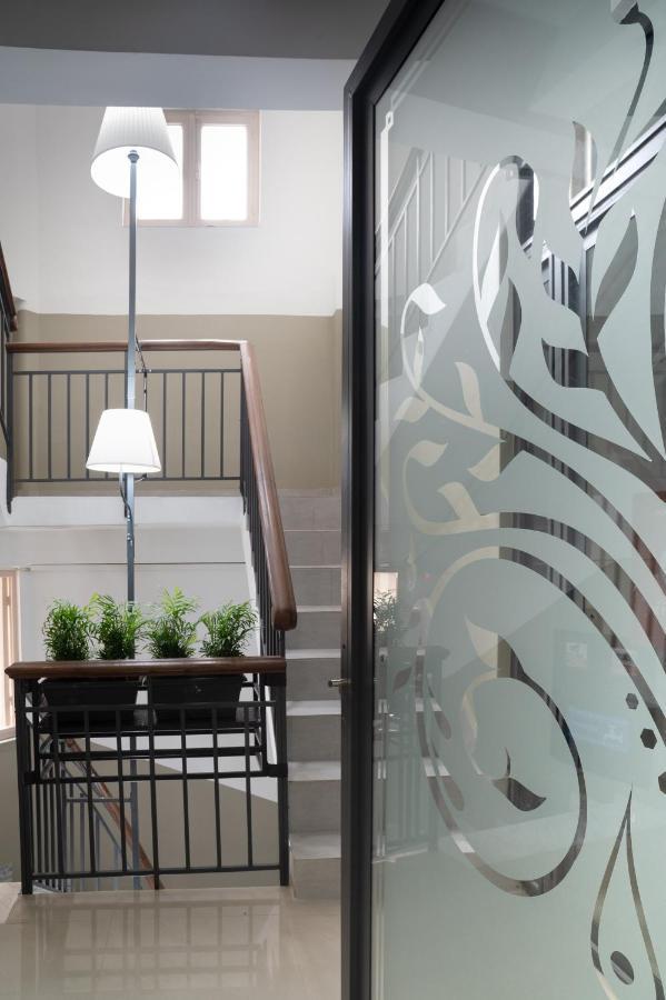Polytimon, An Athenian Neoclassical Apartment エクステリア 写真